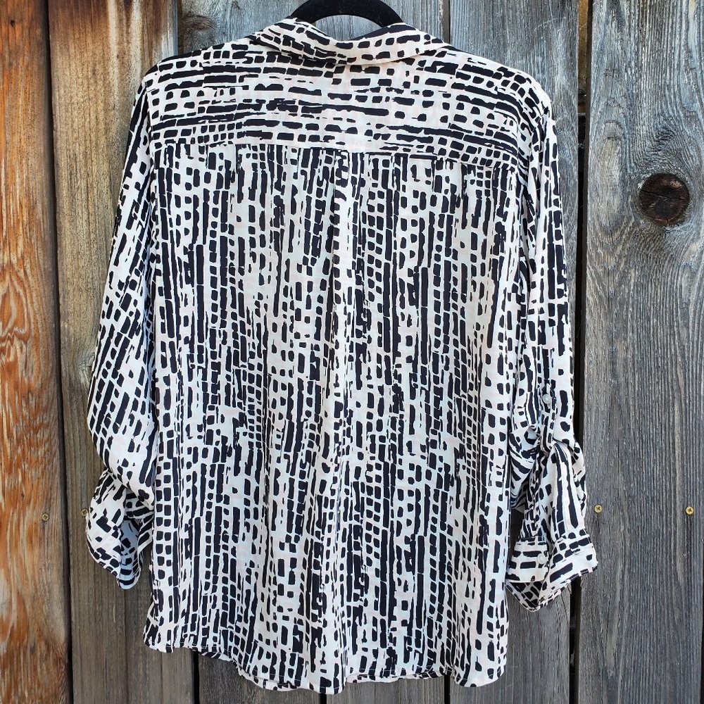LOFT Black Pink Patterned Semi Sheer Top - Picture 4 of 7